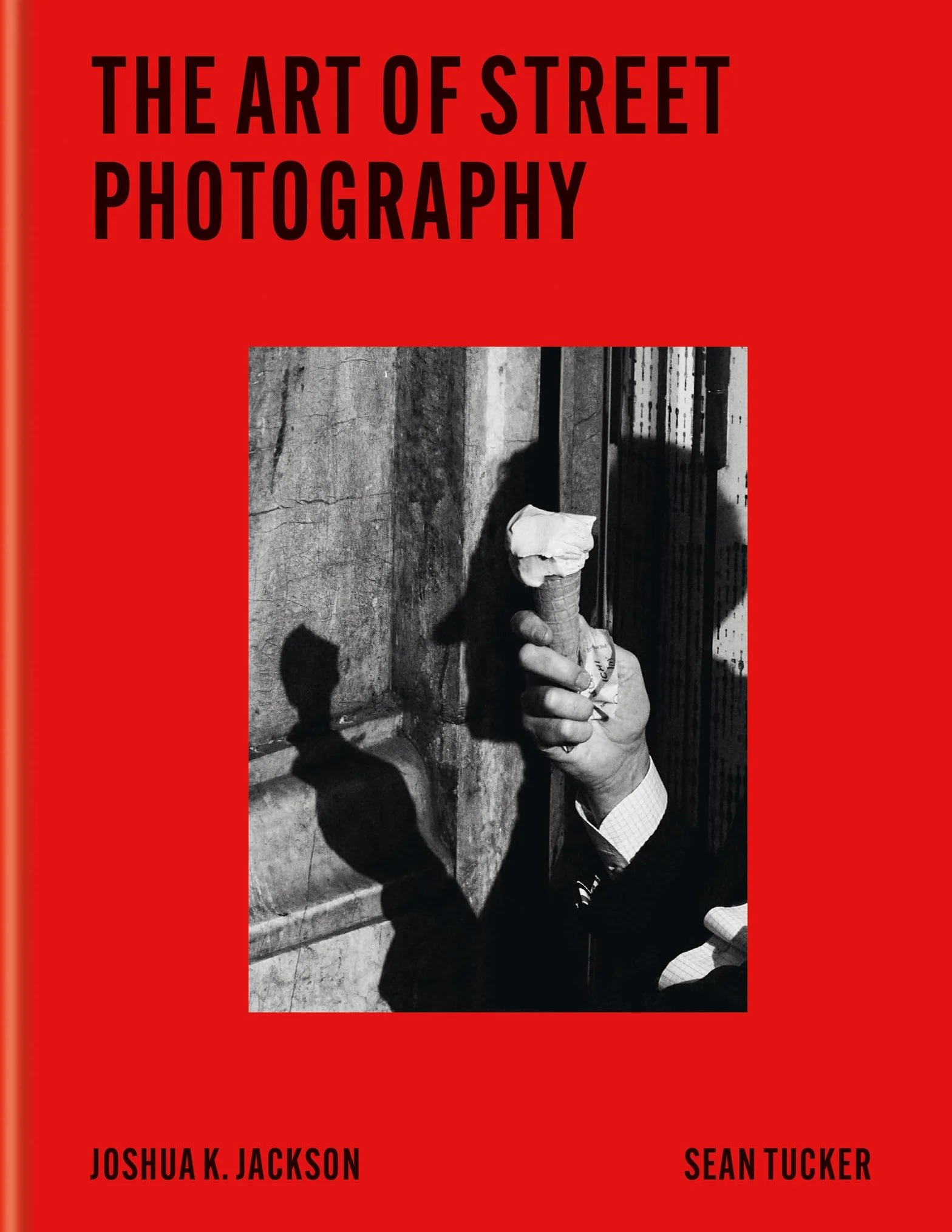 The Art of Street Photography: Express the Moment